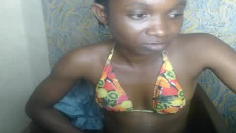 Snapshot of creamyxsugar chatting on 09/29/25, 12:27 creamyxsugar online show from 09/29/25, 12:27