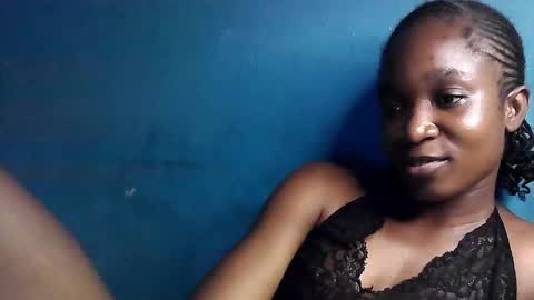 Snapshot of creamyxsugar chatting on 10/23/25, 07:12 creamyxsugar online show from 10/23/25, 07:12