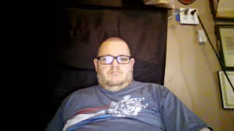 The hopeless romantic online show from 12/31/24, 06:24