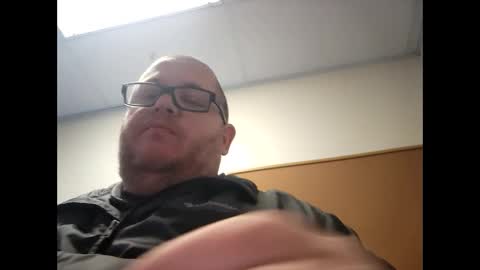 The hopeless romantic online show from 01/03/25, 08:22