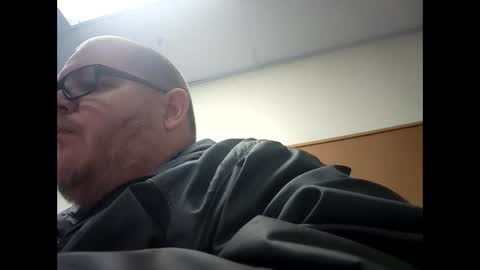 The hopeless romantic online show from 01/29/25, 03:33