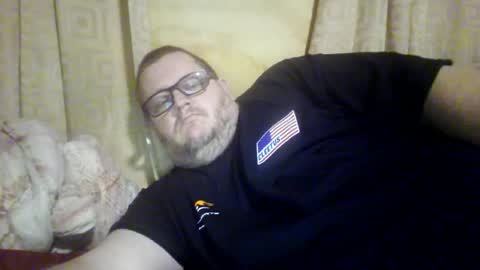 Snapshot of creeeping_death chatting on 05/26/26, 01:12 The hopeless romantic online show from 05/26/26, 01:12