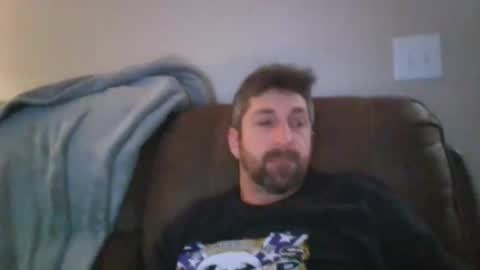 Snapshot of creeksidecouple chatting on 11/18/25, 12:49 Creeksidecouple online show from 11/18/25, 12:49