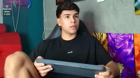 crh58_ online show from 12/01/25, 07:41