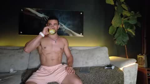 CRHISTIAN online show from 03/27/26, 04:29