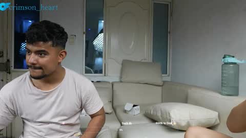 Snapshot of crimson_heart chatting on 09/16/25, 02:01 Crimson heart online show from 09/16/25, 02:01