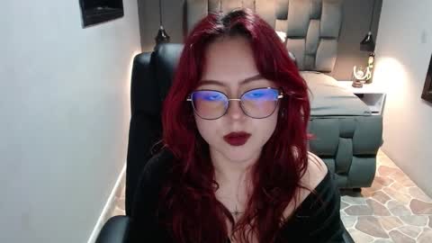 Snapshot of crimson_tati chatting on 12/07/24, 08:11 Tatiana online show from 12/07/24, 08:11
