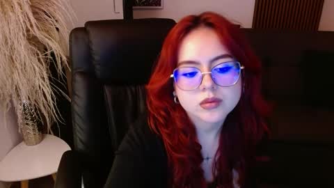 Snapshot of crimson_tati chatting on 02/07/25, 09:47 Tatiana online show from 02/07/25, 09:47