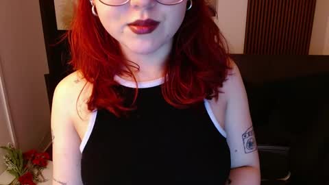 Snapshot of crimson_tati chatting on 03/02/25, 10:14 Tatiana online show from 03/02/25, 10:14