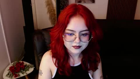 Snapshot of crimson_tati chatting on 03/08/25, 08:11 Tatiana online show from 03/08/25, 08:11