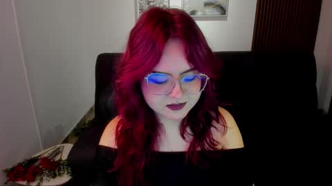 Snapshot of crimson_tati chatting on 09/16/25, 04:13 Tatiana online show from 09/16/25, 04:13