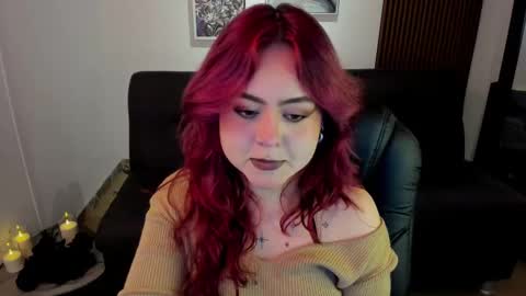 Snapshot of crimson_tati chatting on 10/07/25, 03:04 Tatiana online show from 10/07/25, 03:04
