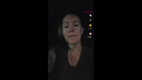 Snapshot of crimsongingerale chatting on 03/31/26, 01:29 crimsongingerale online show from 03/31/26, 01:29