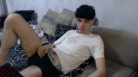 Snapshot of cris_peace chatting on 09/17/25, 01:24 JOIN IN A FAN CLUB AND YOU WILL HAVE 90 OF MY PHOTOVIDEO    FREE FANSLY -  online show from 09/17/25, 01:24