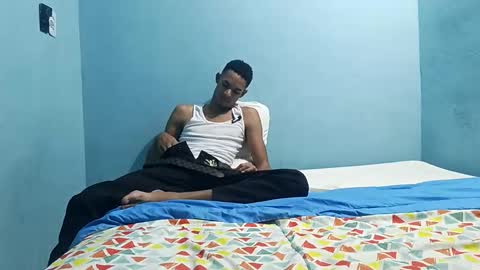 crishot1125 online show from 02/05/26, 01:43