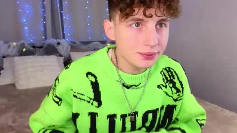 Chris online show from 10/25/25, 03:07