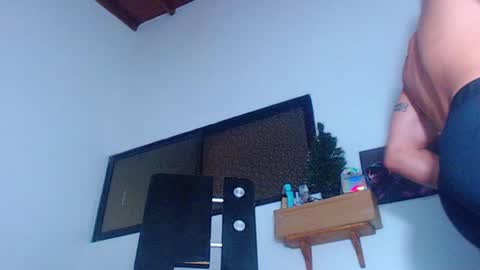 Snapshot of criss__tom chatting on 02/15/25, 05:41 Cristopher online show from 02/15/25, 05:41
