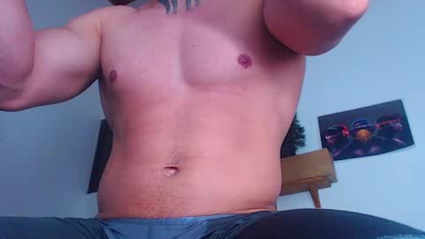 Snapshot of criss__tom chatting on 02/28/25, 05:37 Cristopher online show from 02/28/25, 05:37