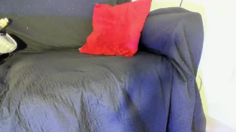 criss_zuri online show from 02/14/26, 12:35