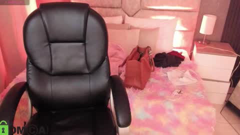 cristal__adams online show from 02/20/26, 11:54