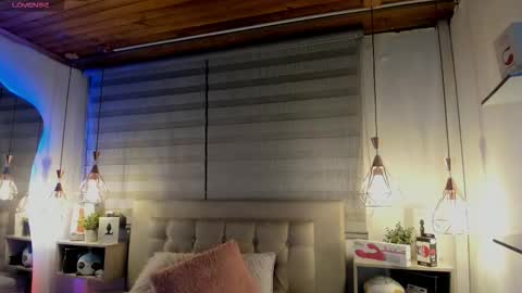 Cristal online show from 10/03/25, 05:04