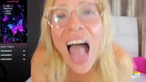 Cristal  online show from 02/09/25, 07:52