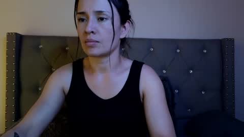 Snapshot of cristal_hilton_10 chatting on 04/24/26, 08:11 Alejandra from Wednesday to Saturday from 1000 pm to 400 am Colombian hour online show from 04/24/26, 08:11