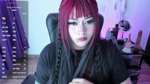 Snapshot of cristal_kosh chatting on 01/08/25, 08:29 Cris online show from 01/08/25, 08:29