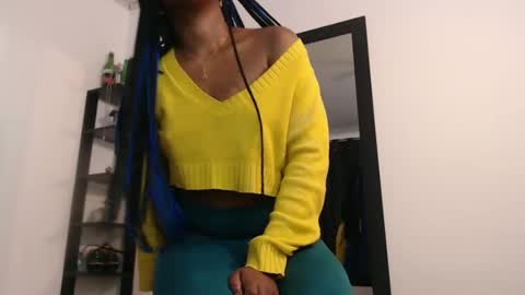 Snapshot of cristal_smith06 chatting on 01/08/25, 01:41 Hanna  online show from 01/08/25, 01:41