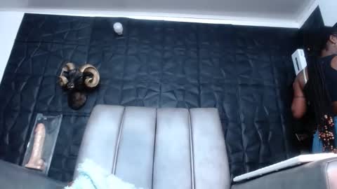 Snapshot of cristal_smith06 chatting on 10/04/25, 11:41 Hanna  online show from 10/04/25, 11:41