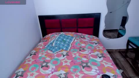 cristal_t2 online show from 02/25/26, 07:45