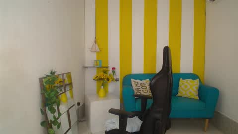 Cristal online show from 10/31/25, 01:28