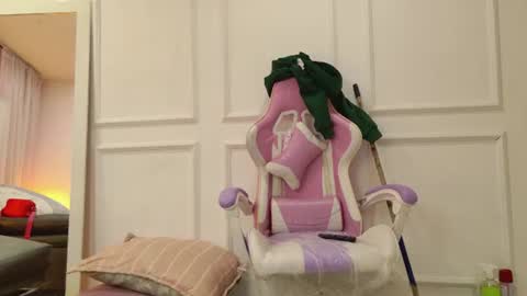 cristalbm_ online show from 06/27/26, 12:22