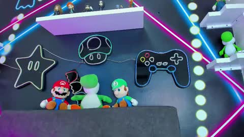 Nicole  Connection time 220pm-910pmCol online show from 02/12/25, 10:48