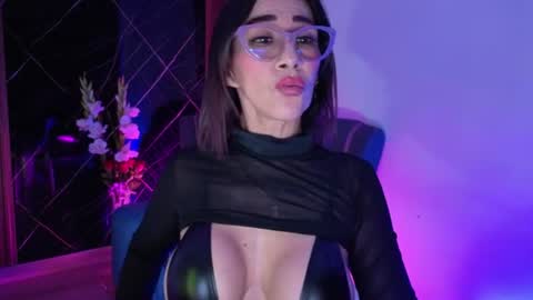 cristal miller online show from 06/11/26, 06:50