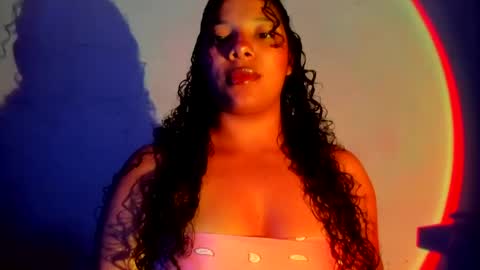 Snapshot of cristalsmith_tease14 chatting on 05/20/26, 02:18 cristal online show from 05/20/26, 02:18