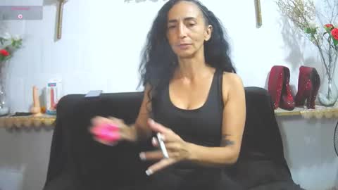 Snapshot of cristalvelvet chatting on 06/04/26, 10:43 online show from 06/04/26, 10:43