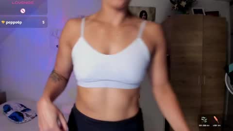 veronika online show from 05/01/26, 03:11