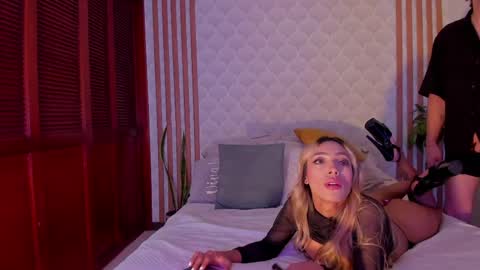 Snapshot of cristianblaze_pamelareal chatting on 05/17/26, 01:03 Cris Pame online show from 05/17/26, 01:03