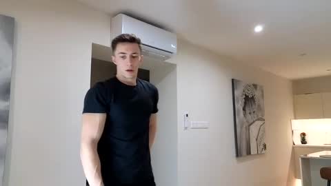 Snapshot of cristianovilla chatting on 02/11/25, 07:59 CristianoHailey online show from 02/11/25, 07:59