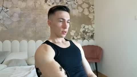CristianoHailey online show from 04/19/26, 06:10