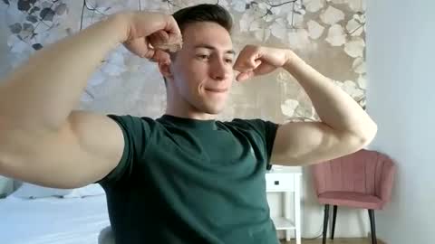Snapshot of cristianovilla chatting on 05/02/26, 04:23 CristianoHailey online show from 05/02/26, 04:23