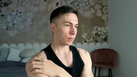 Snapshot of cristianovilla chatting on 05/17/26, 04:25 CristianoHailey online show from 05/17/26, 04:25