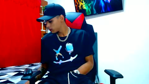 Snapshot of cristiantayron chatting on 07/03/26, 05:58 cristian online show from 07/03/26, 05:58