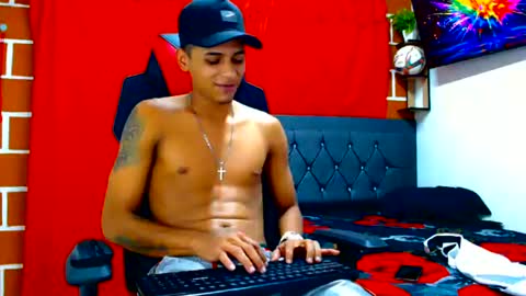 Snapshot of cristiantayron chatting on 07/07/26, 06:47 cristian online show from 07/07/26, 06:47