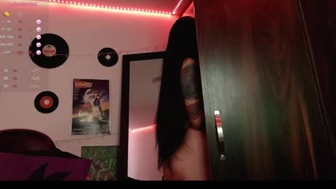 Christina online show from 02/14/25, 08:37