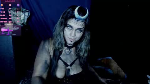 Cristina  online show from 10/30/25, 11:33