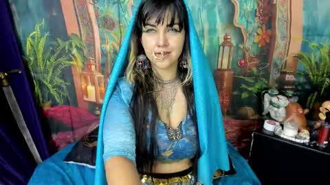 Cristina  online show from 01/18/26, 10:52