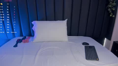 cristina_joy online show from 10/24/25, 12:23