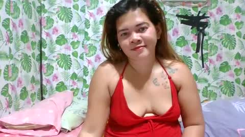 Snapshot of cristine316 chatting on 02/04/25, 02:28 cristine316 online show from 02/04/25, 02:28